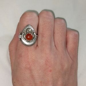 Women's size 8 silver antique concealment ring